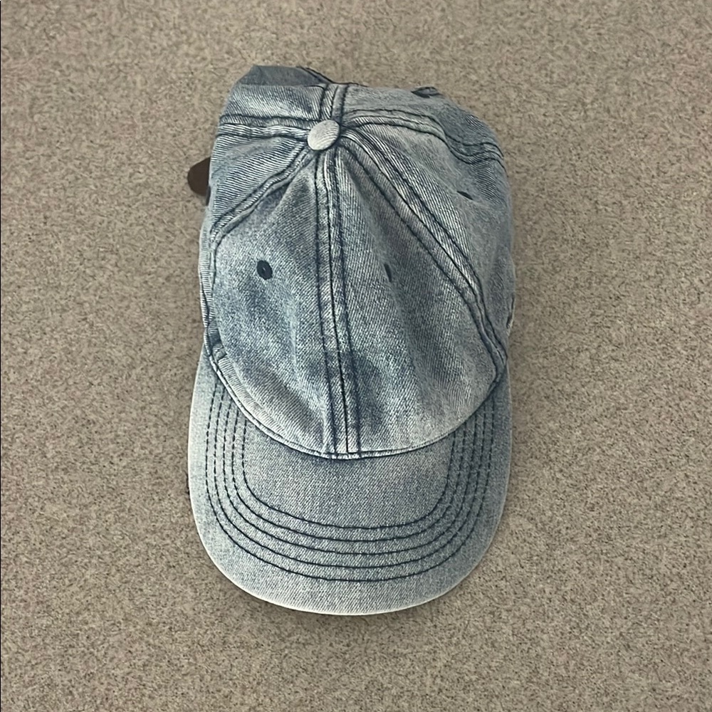 .Denim Blue Cap